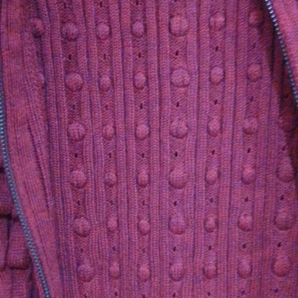 E3💐 Cynthia Steffe S zip front short sleeve knit sweater with loops - Picture 8 of 8